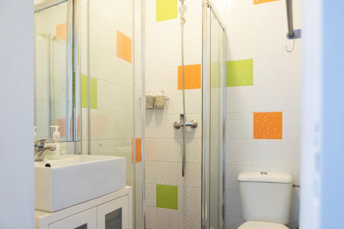 Cozy Studio Apartment In The Heart Of Порто Екстериор снимка